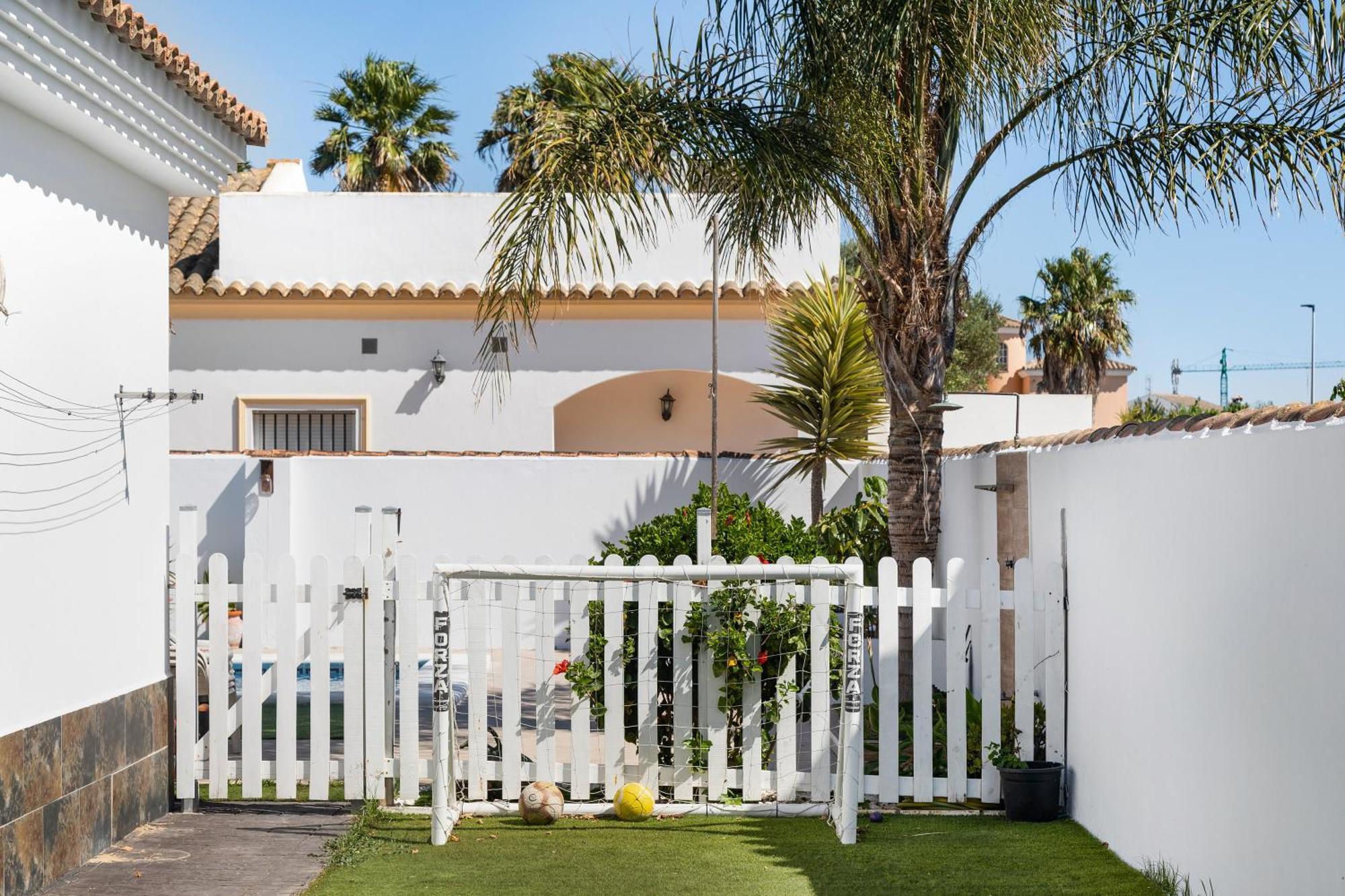 Casa Las Golondrinas-Solo Familias Chiclana de la Frontera Exterior foto